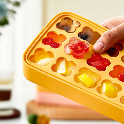 Resuable Four Leaf Clover Personalized Silicone Ice Cube Mold  4 Colors