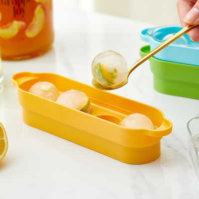 Flexible 4-grid Ice Molds For Freezer Easy Release Stackable Ice Trays For Cocktail
